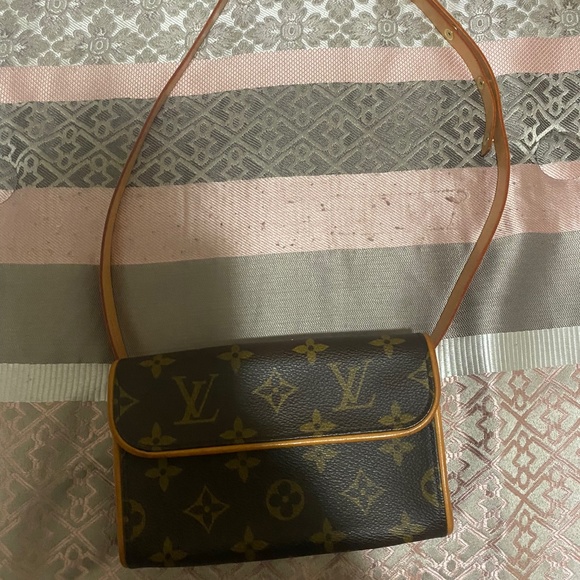 Louis Vuitton Bags Louis Vuitton Waist Bag Poshmark